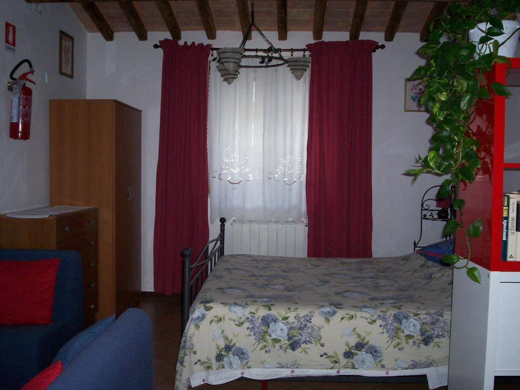 Hermitage Holidays Gallicano Exterior photo